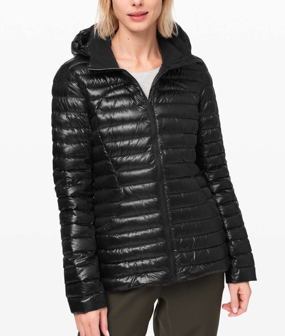 NWT Lululemon Womens Pack It Down Shine Puffer Jacket Size 4 Black Hooded Winter